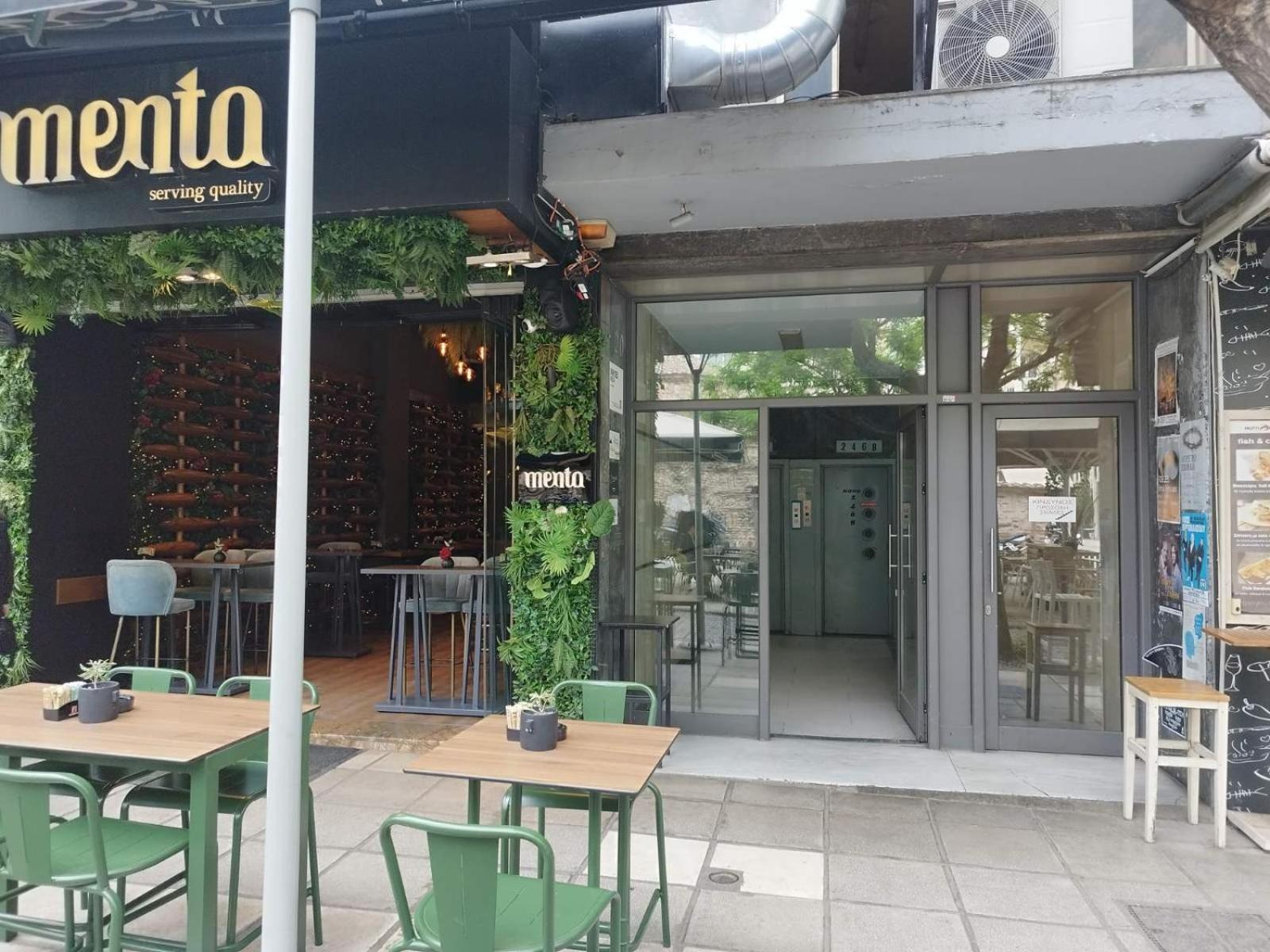 Smart Flat Downtown * 塞萨洛尼基